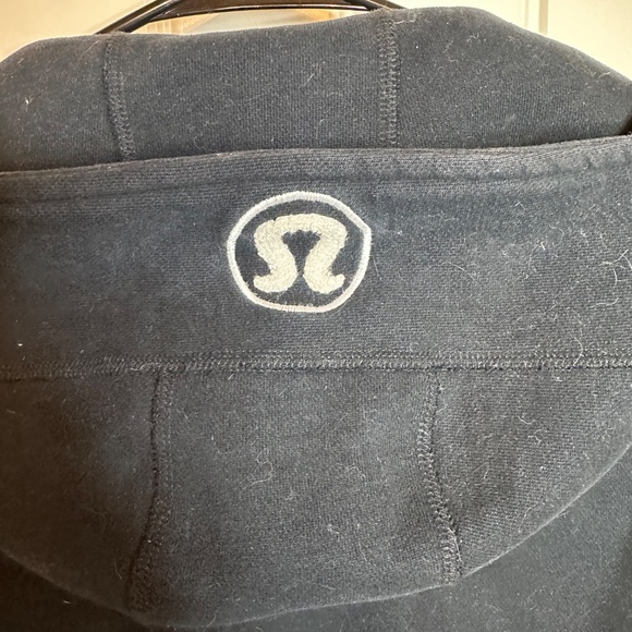 Lululemon scuba jacket - Picture 2 of 6